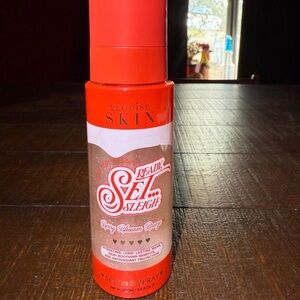 Plouise “Ready Set Sleigh” Setting Spray